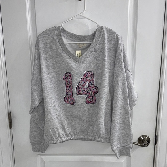 Aeropostale Sweaters - Aeropostale Cloud Soft Gray V-Neck Sweatshirt with Floral Number 14